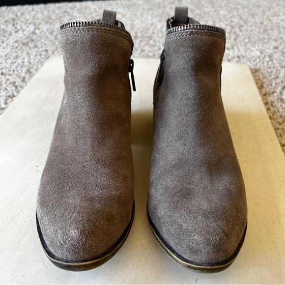 Lucky Brand Bartalino 6.5 Side Zip Taupe Suede Leather Ankle Bootie Boots - Picture 4 of 9